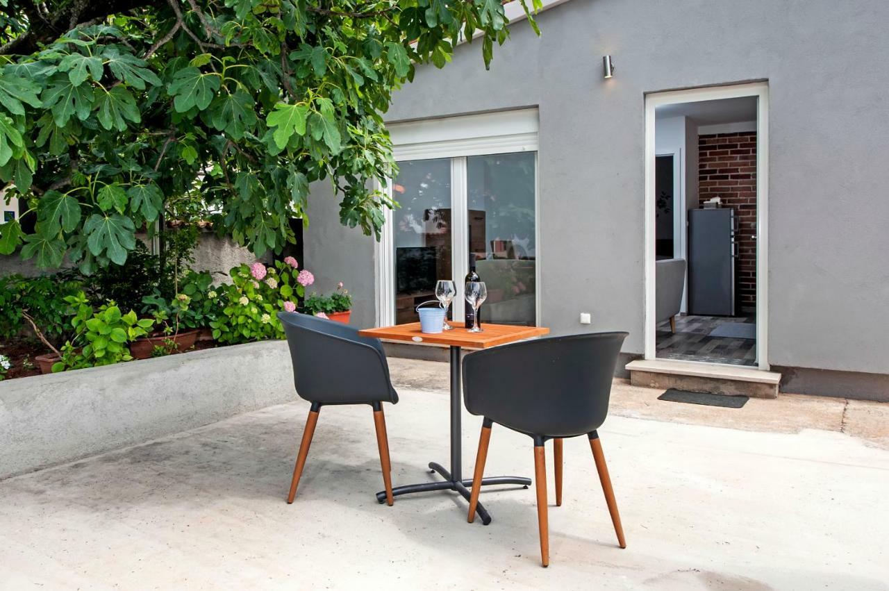 Paola cozy apartment Rovinj Exterior foto